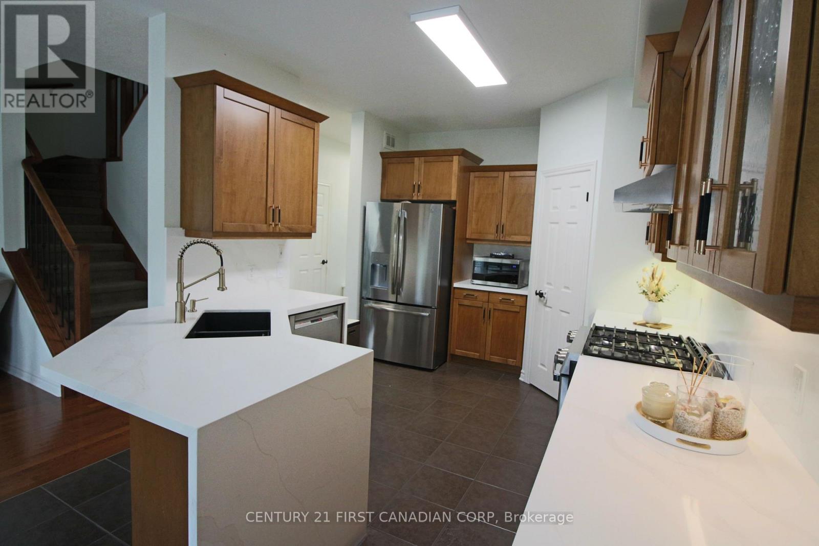 6 - 458 Blue Jay Drive, London North, Ontario  N5X 0E4 - Photo 11 - X13845438