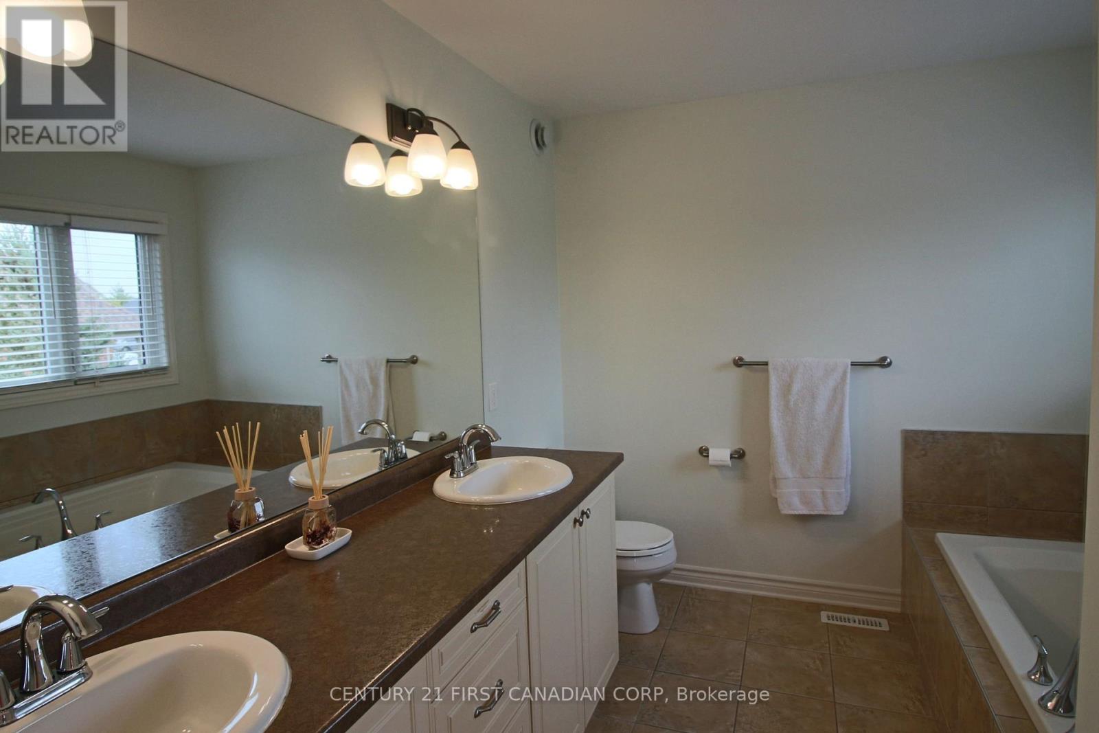 6 - 458 Blue Jay Drive, London North, Ontario  N5X 0E4 - Photo 36 - X13845438