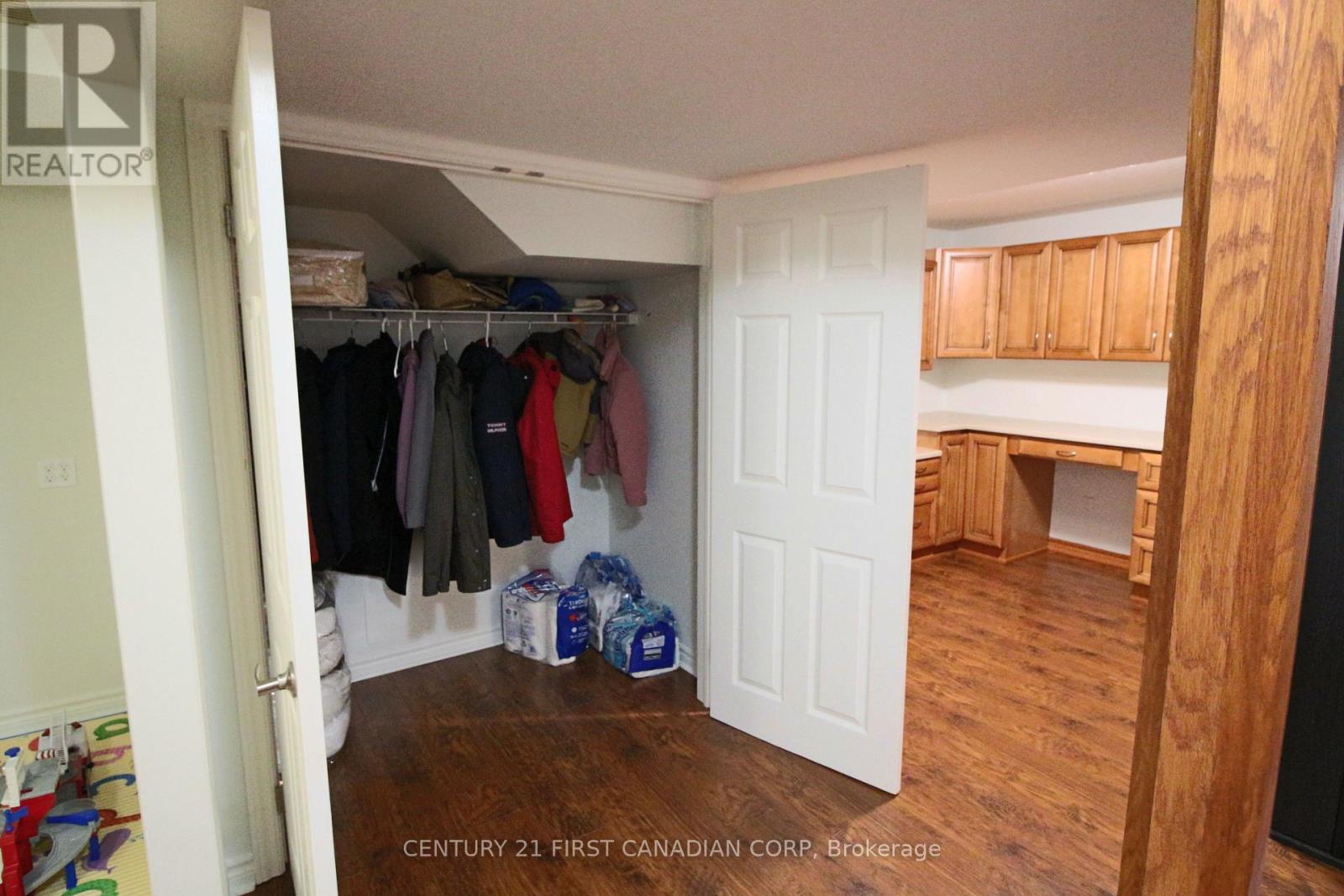 6 - 458 Blue Jay Drive, London North, Ontario  N5X 0E4 - Photo 44 - X13845438