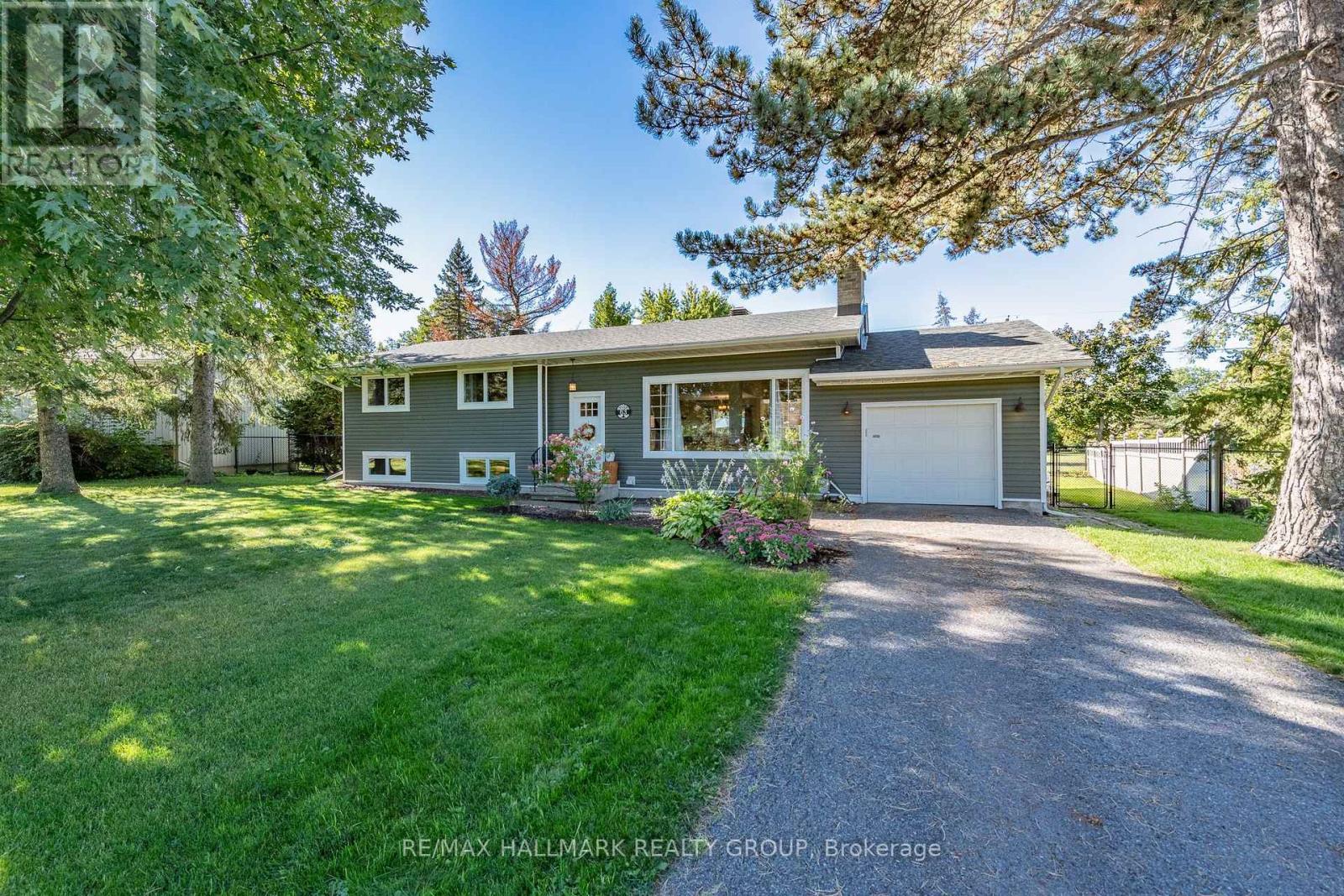 63 CHERRYWOOD DRIVE, ottawa, Ontario