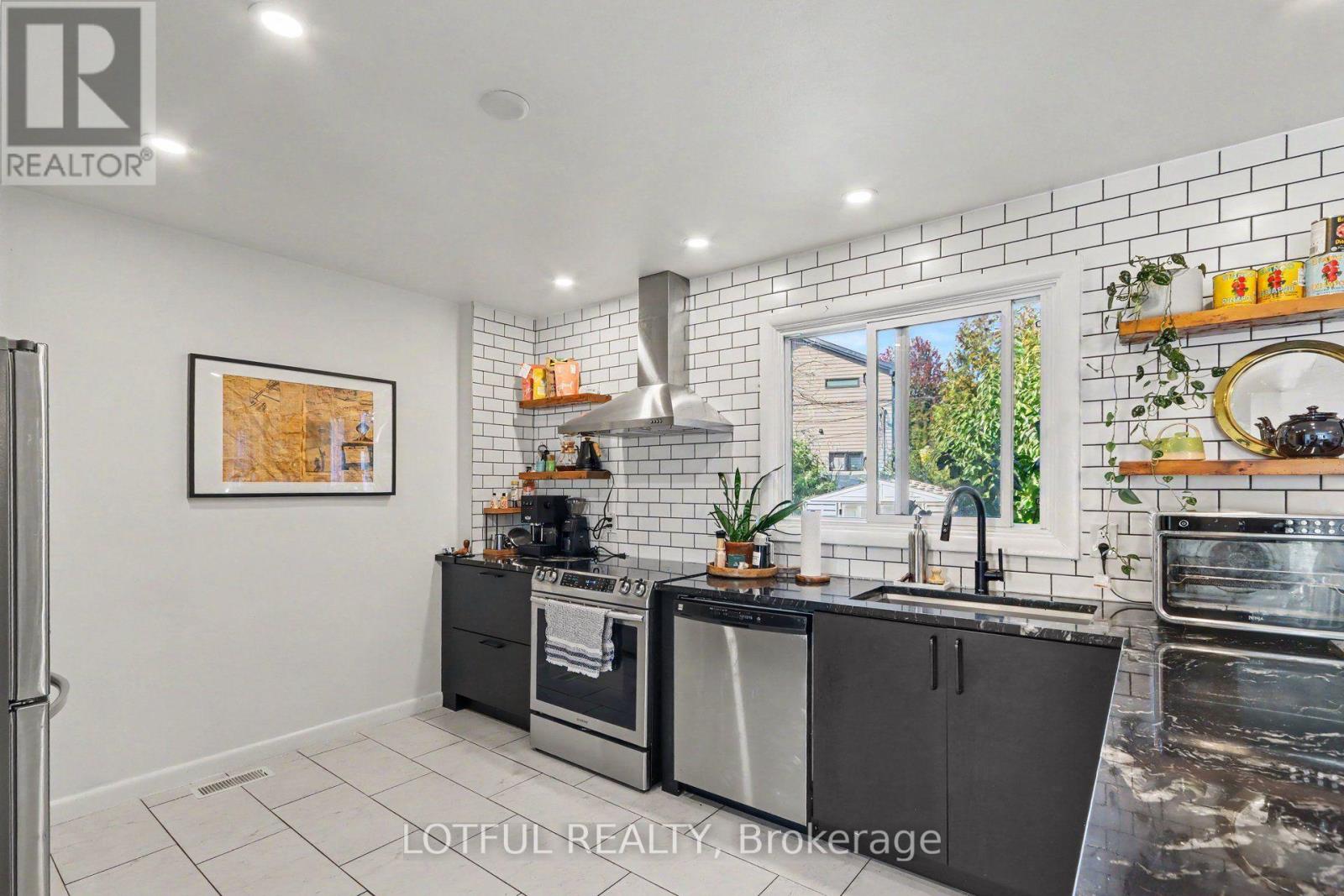 2226 Saunderson Drive, Ottawa, Ontario  K1G 2G4 - Photo 10 - X13845316