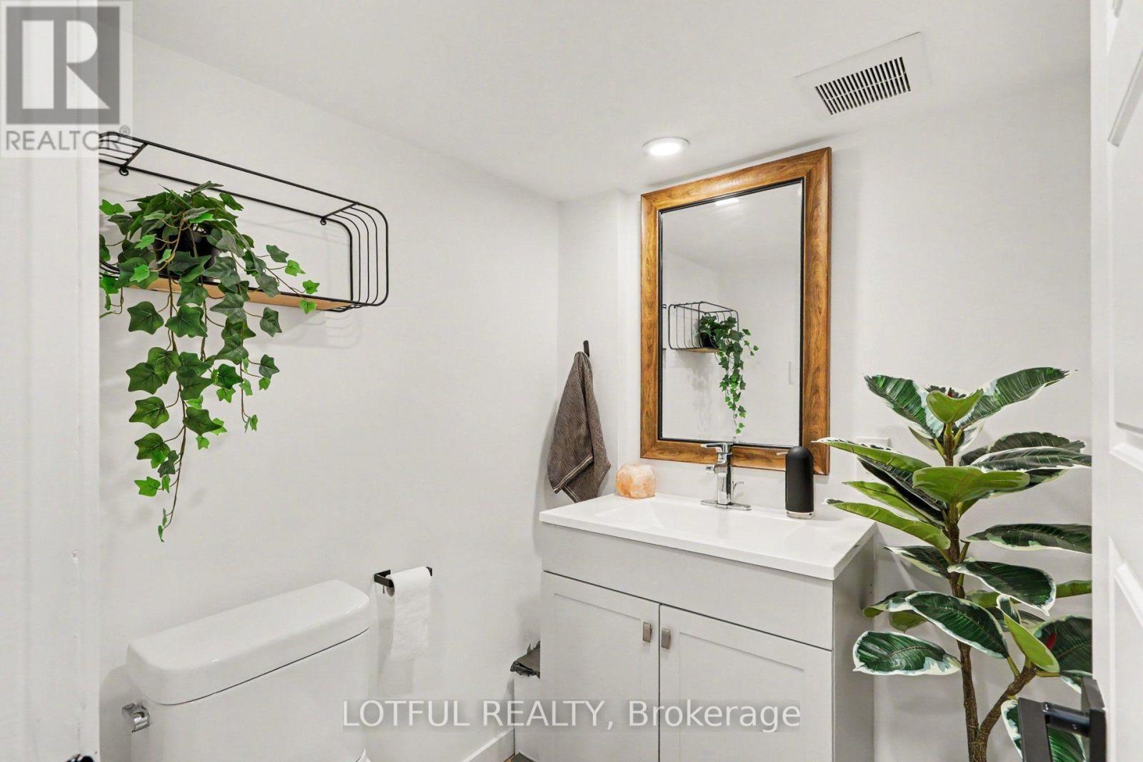 2226 Saunderson Drive, Ottawa, Ontario  K1G 2G4 - Photo 5 - X13845316