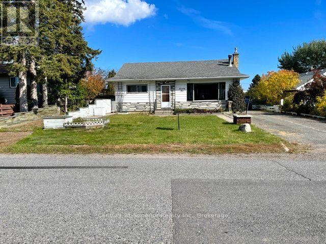 72 Burriss Street NW, Thunder Bay, Ontario  P7A 3E1 - Photo 1 - X13845382