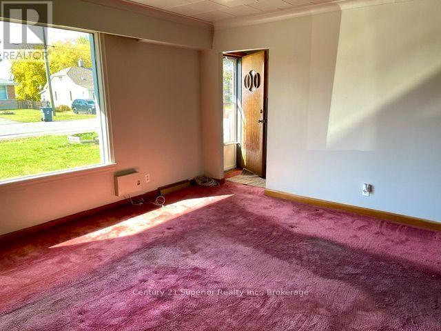 72 Burriss Street NW, Thunder Bay, Ontario  P7A 3E1 - Photo 4 - X13845382