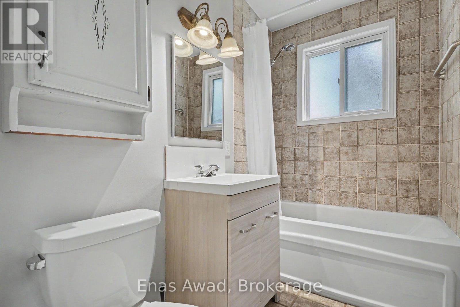 23 Meadowlands Drive W, Ottawa, Ontario  K2G 2R3 - Photo 8 - X13845276