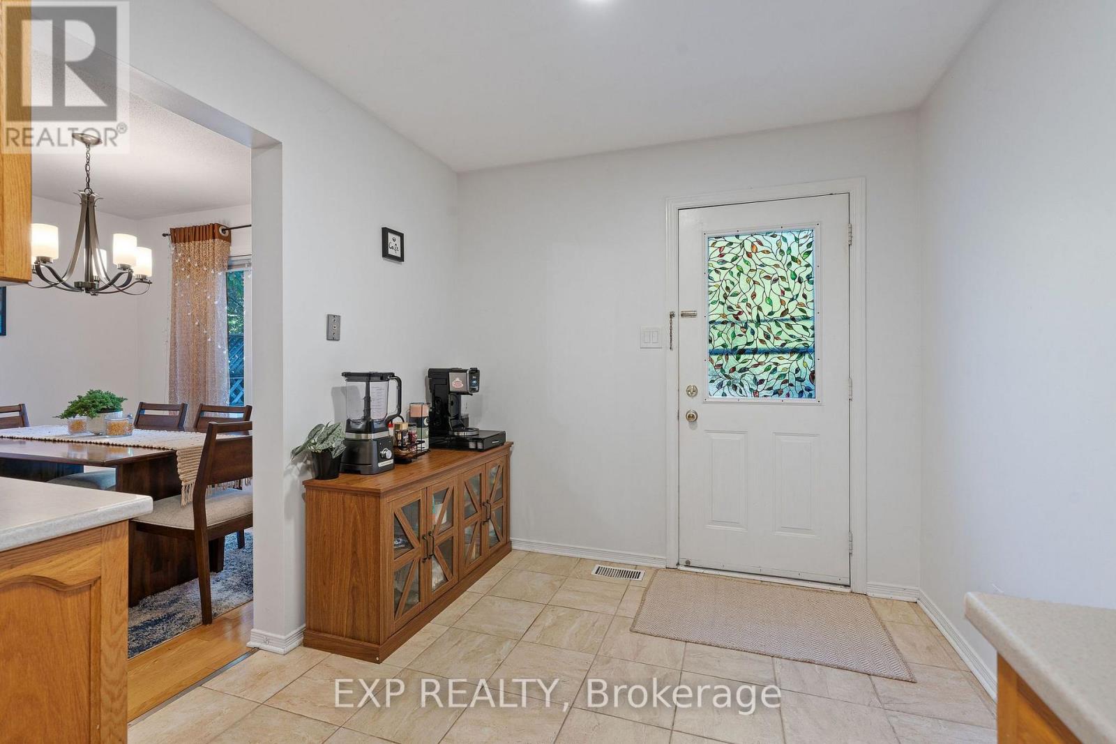 122 Markland Crescent, Ottawa, Ontario  K2G 5Z7 - Photo 10 - X13845188