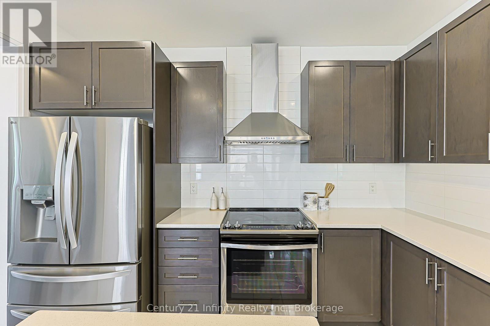 2 Gillivary Drive, Whitby, Ontario  L1P 0B9 - Photo 22 - E13845346