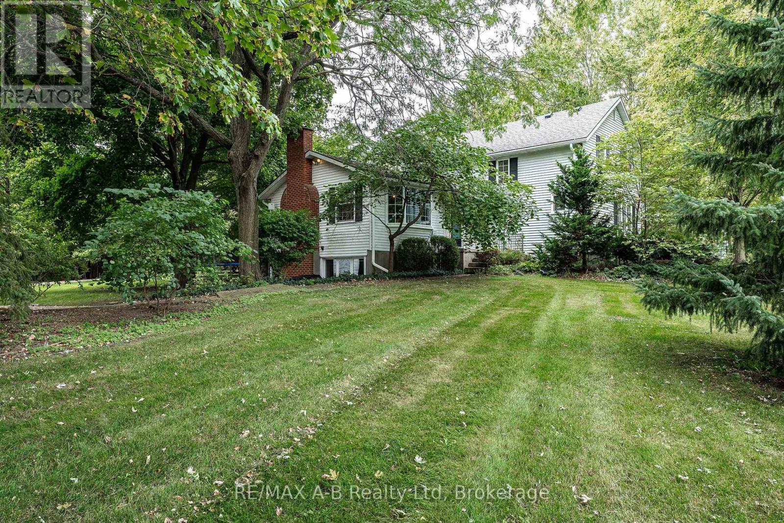 4811 Whalen Line, Lucan Biddulph, Ontario  N0M 1V0 - Photo 12 - X13845286