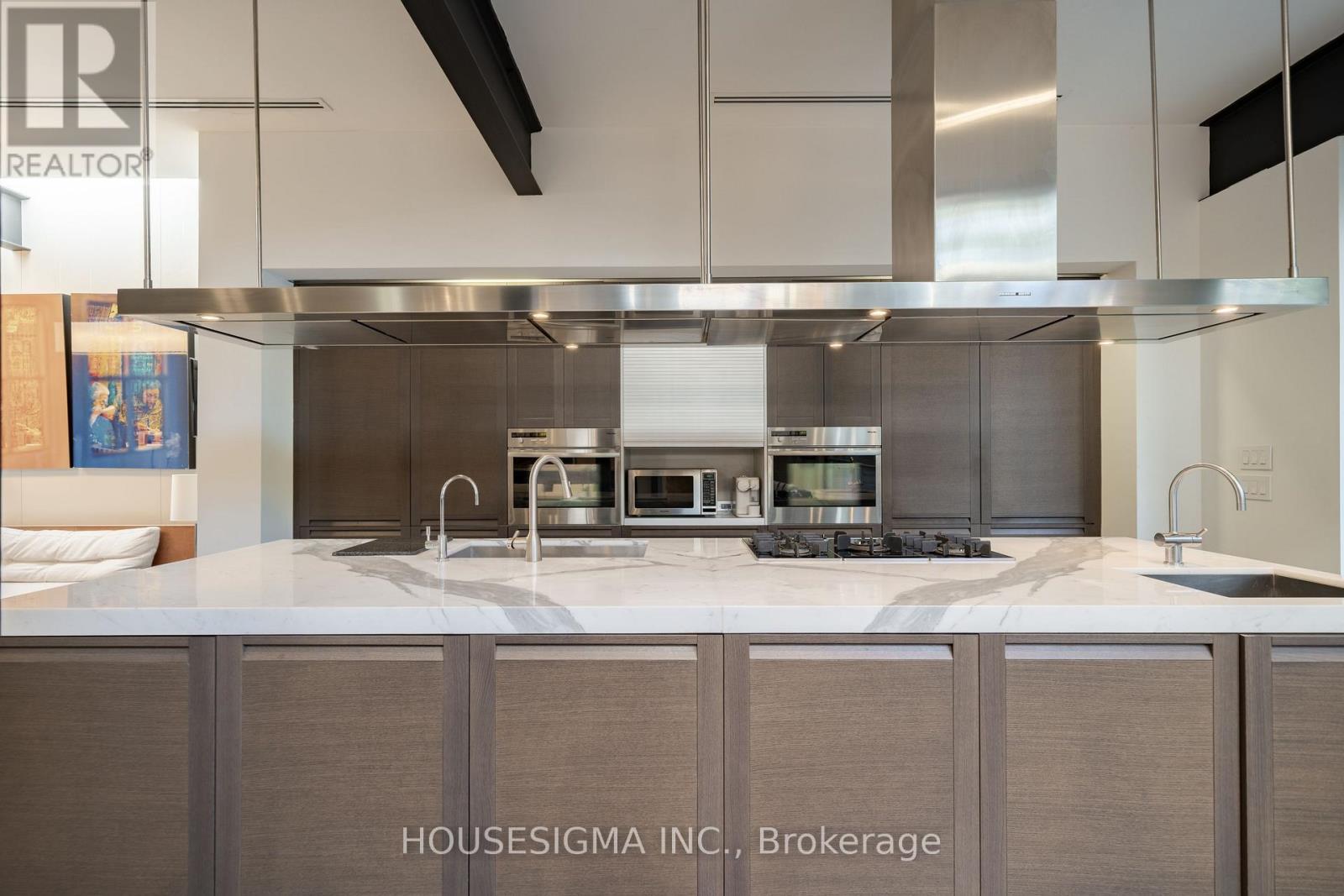 11 Bishop Street, Toronto, Ontario  M5R 1N3 - Photo 10 - C13845232