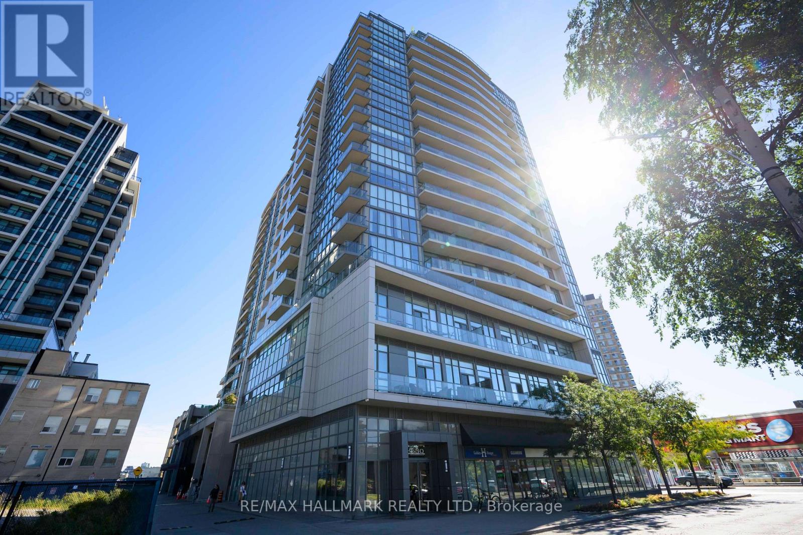 1404 - 530 St Clair Avenue W, Toronto, Ontario  M6C 0A2 - Photo 3 - C13845308