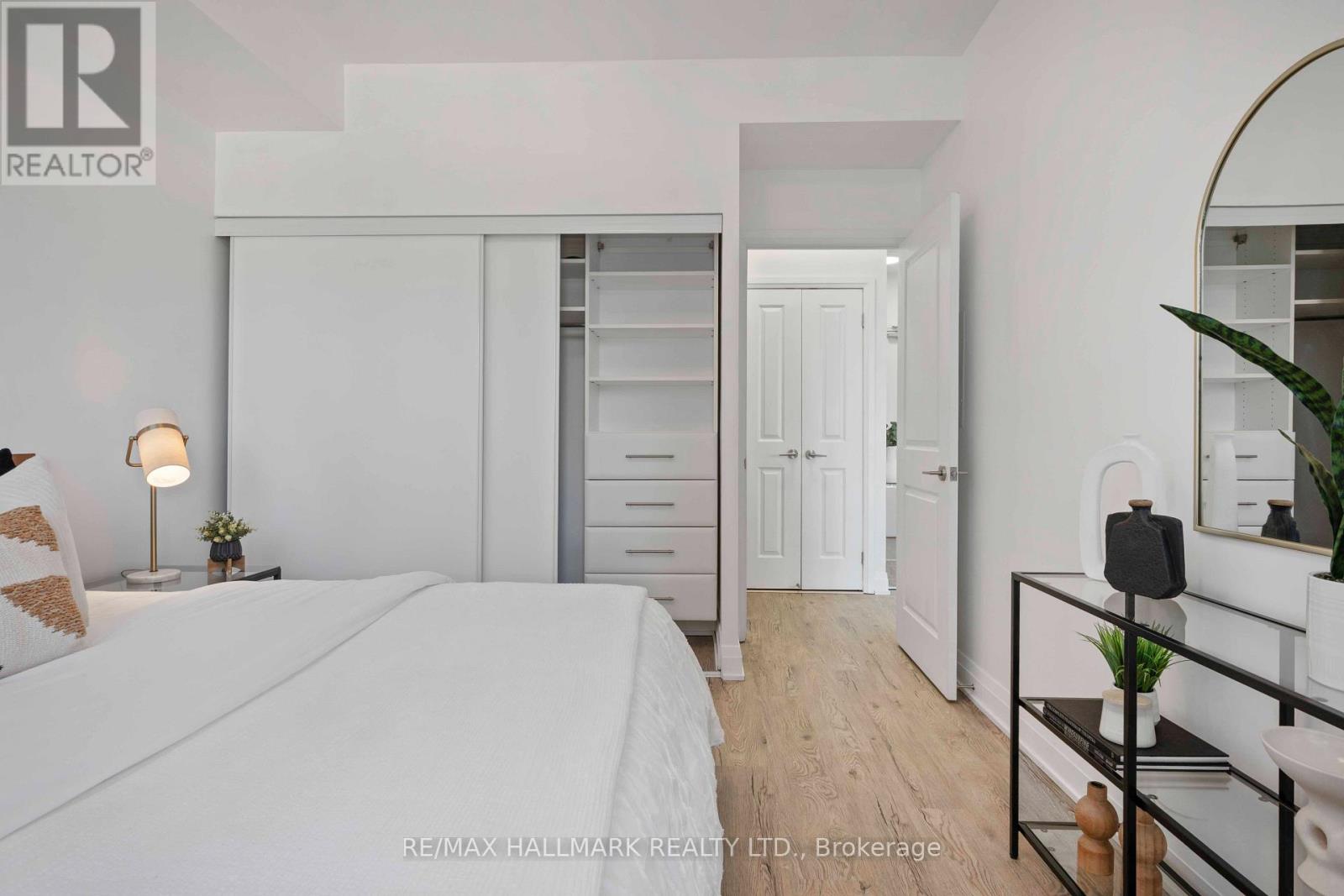 1404 - 530 St Clair Avenue W, Toronto, Ontario  M6C 0A2 - Photo 34 - C13845308