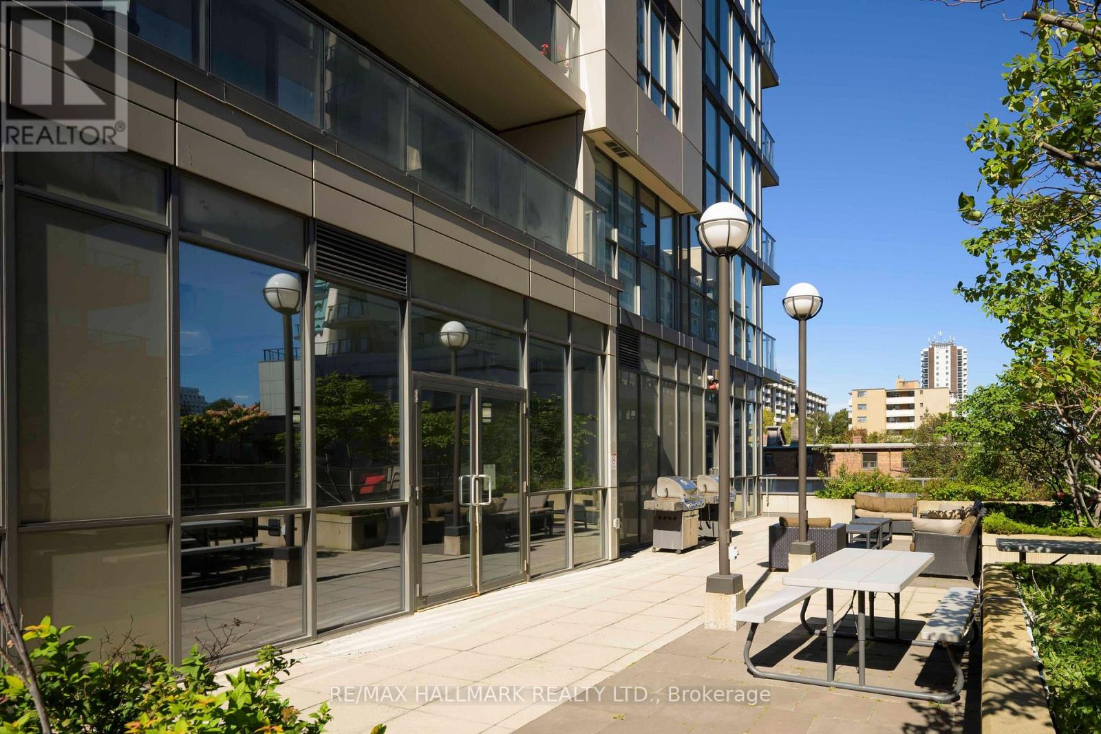 1404 - 530 St Clair Avenue W, Toronto, Ontario  M6C 0A2 - Photo 42 - C13845308