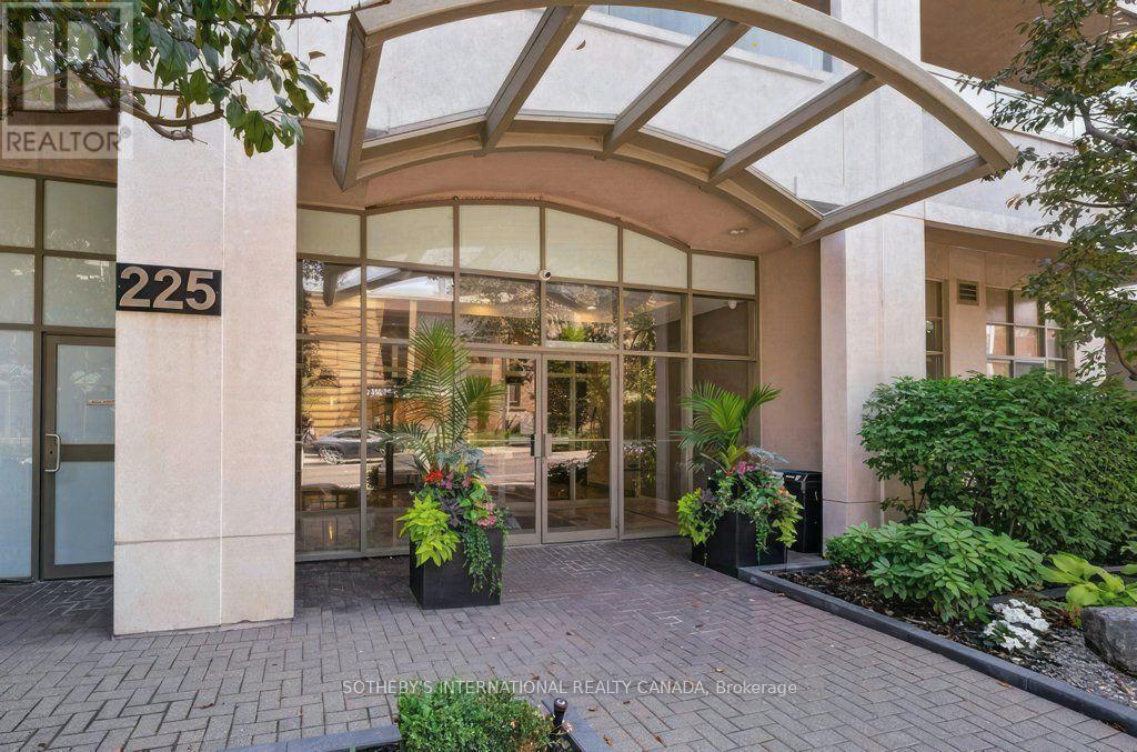 219 - 225 Merton Street, Toronto, Ontario M4S 3H1 - Photo 2 - C13845328