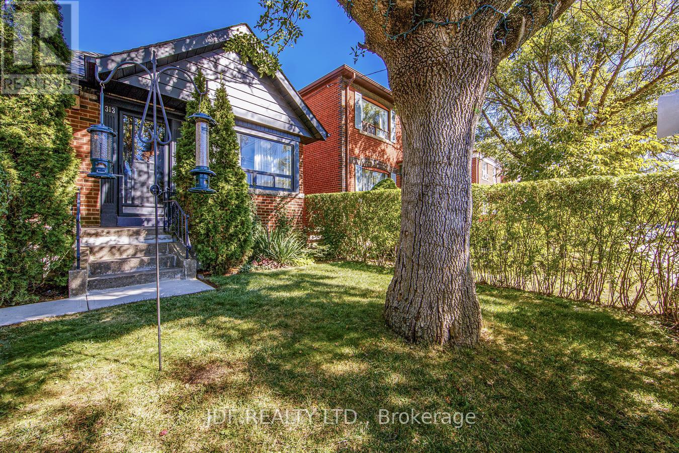 313 Vaughan Road, Toronto, Ontario  M5C 2N5 - Photo 3 - C13845394
