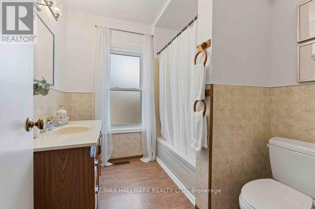 97 Coleman Avenue, Toronto, Ontario  M4C 1P8 - Photo 35 - E13845304