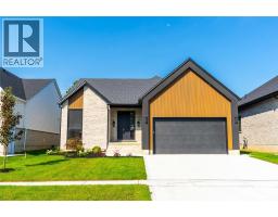 2056 MARION AVENUE, Sarnia, Ontario
