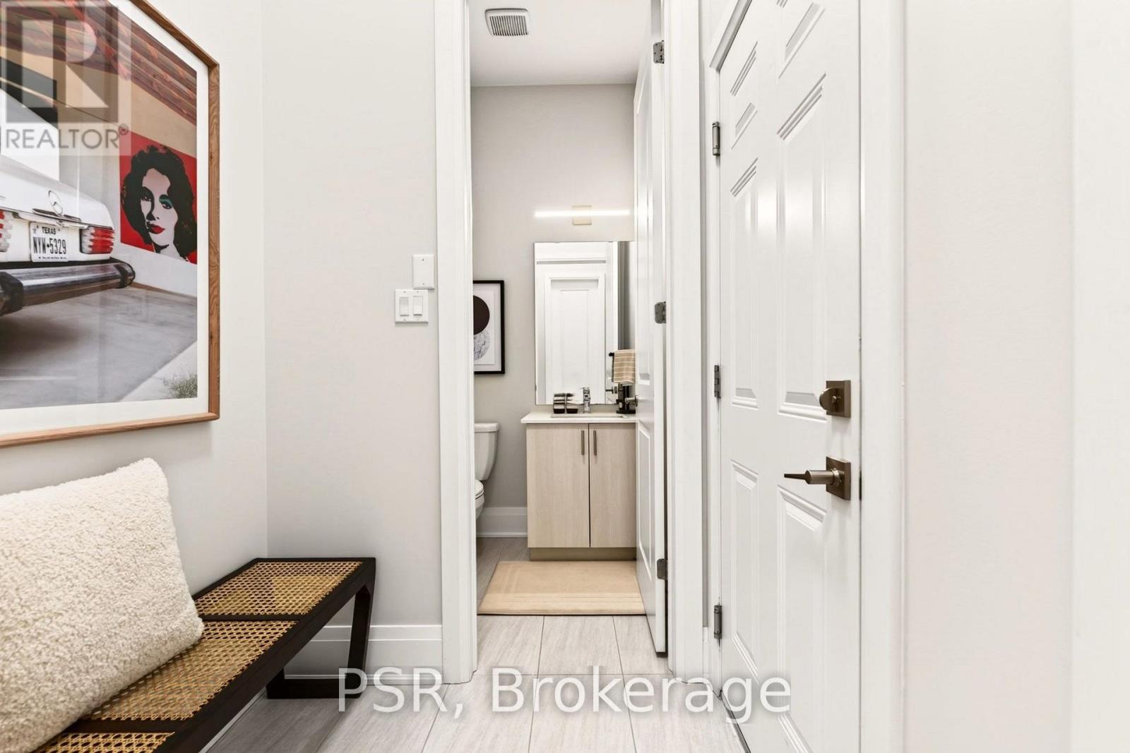33 Pine Heights Drive, Vaughan, Ontario  L4L 1A6 - Photo 11 - N13845234