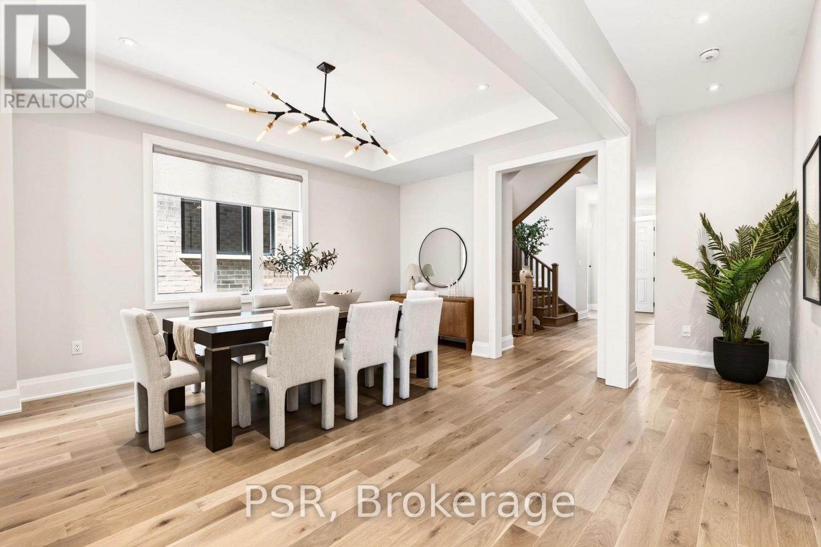 33 Pine Heights Drive, Vaughan, Ontario  L4L 1A6 - Photo 8 - N13845234