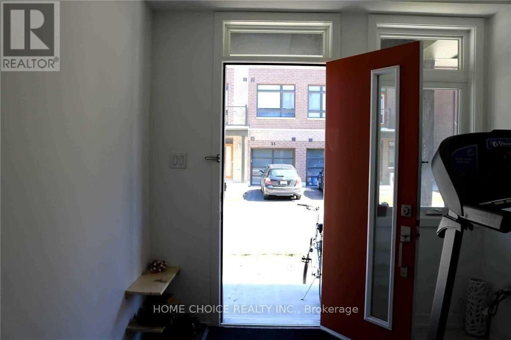 34 Engel Street E, Vaughan, Ontario  L4L 0G9 - Photo 3 - N13845396