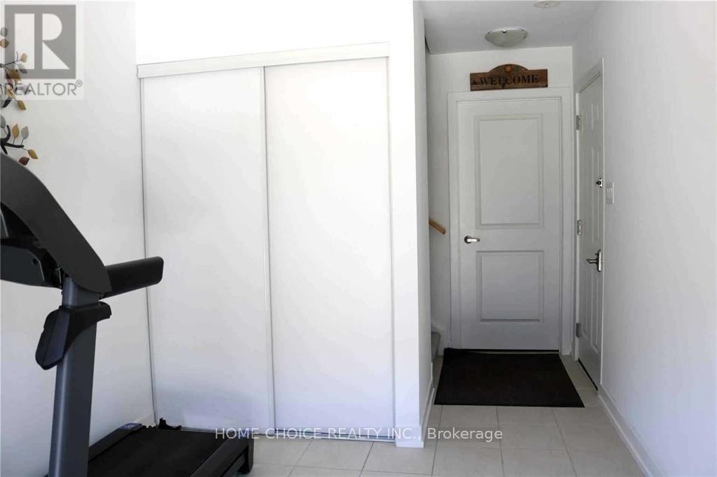 34 Engel Street E, Vaughan, Ontario  L4L 0G9 - Photo 4 - N13845396