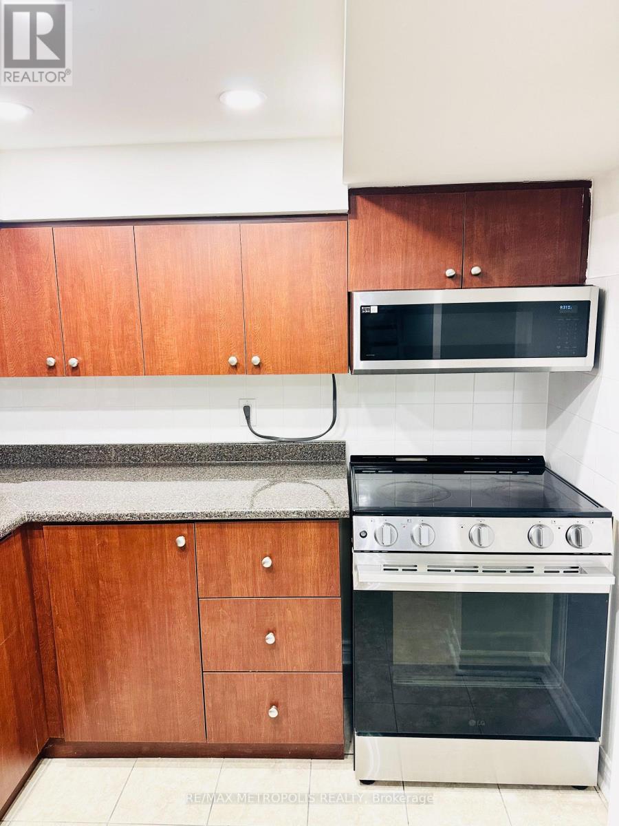 Basement - 6 Wahba Way, Markham, Ontario  L3S 0C1 - Photo 3 - N13845402
