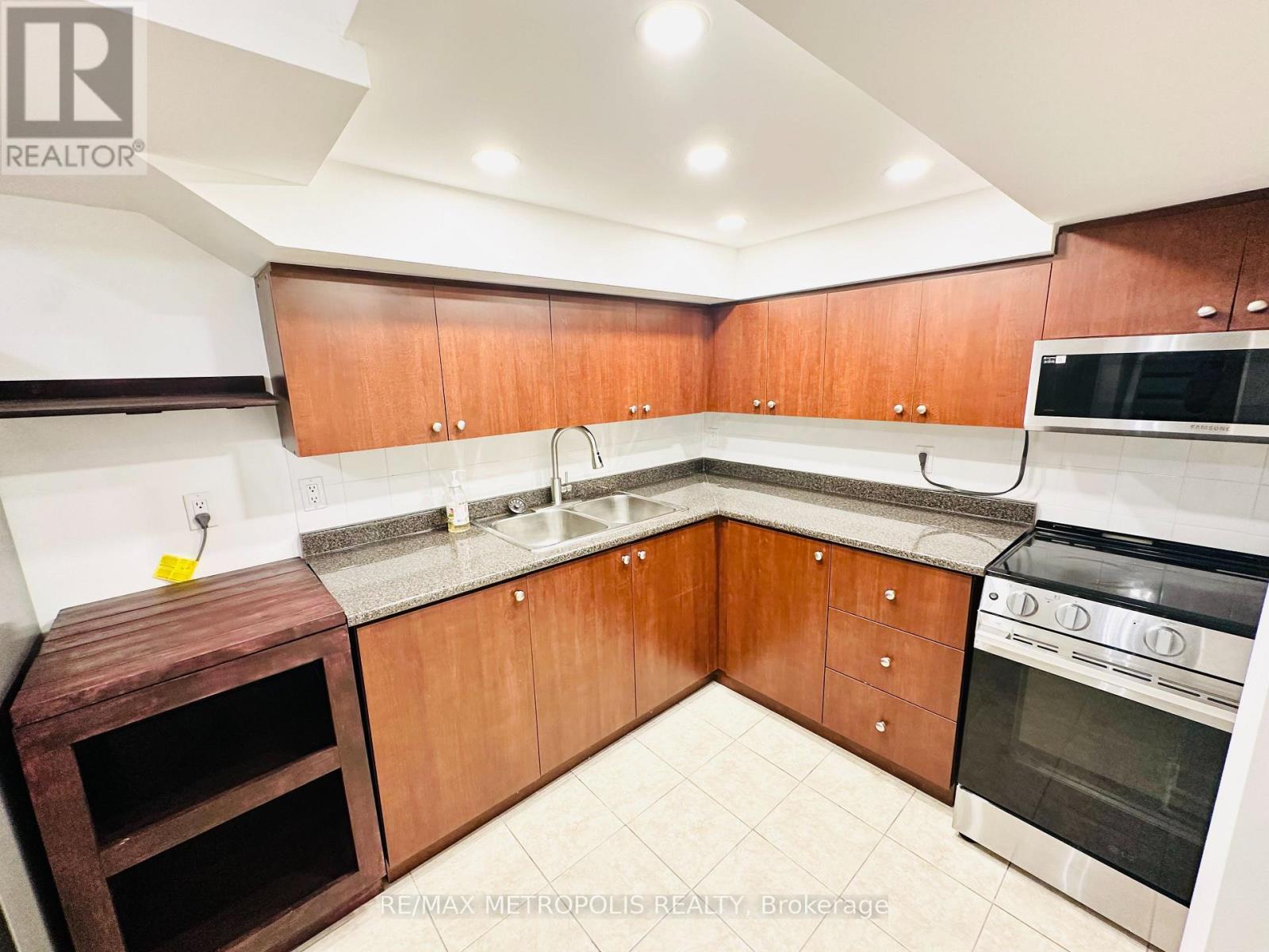 Basement - 6 Wahba Way, Markham, Ontario  L3S 0C1 - Photo 7 - N13845402