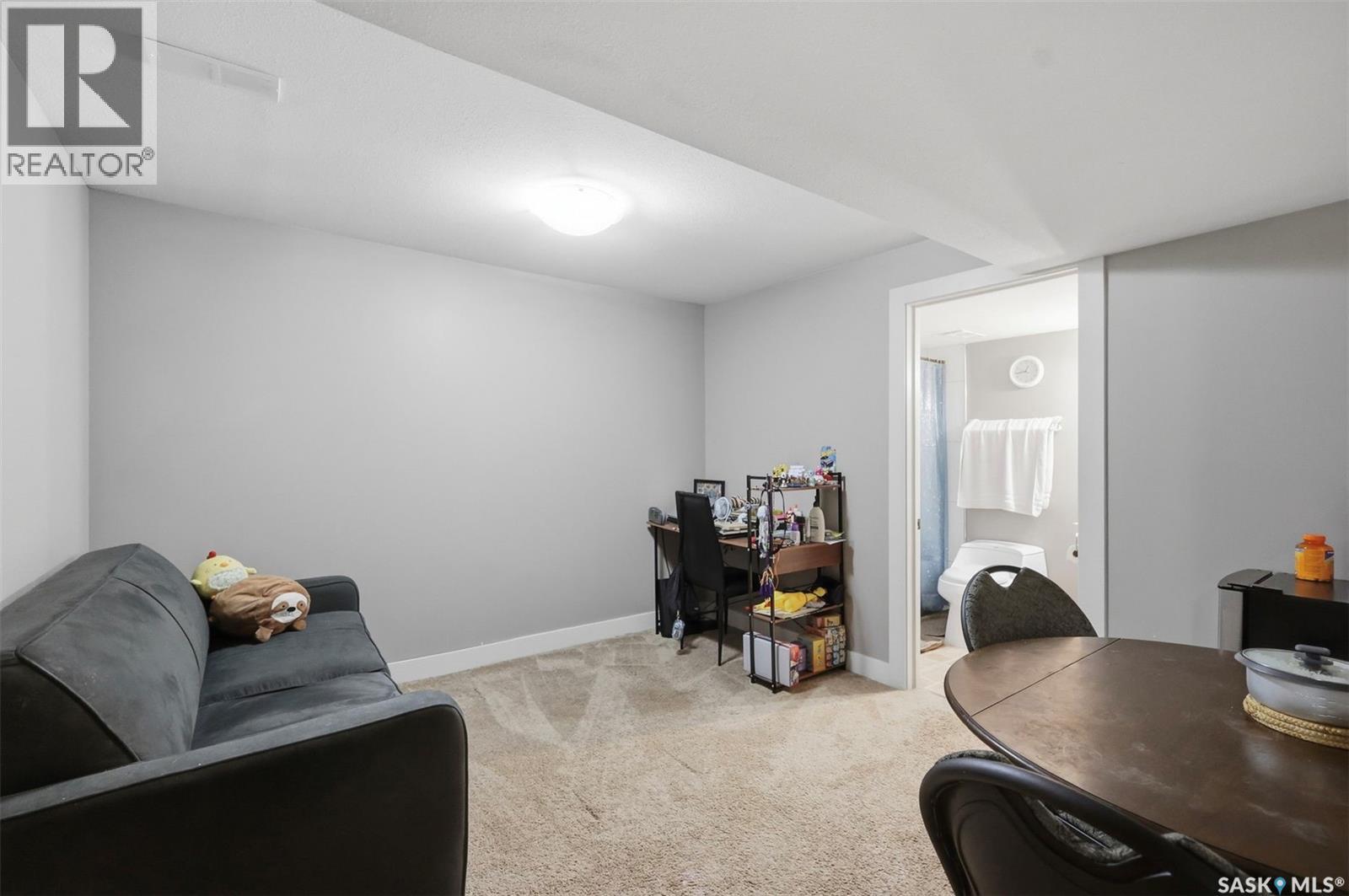 6 1703 Patrick Crescent, Saskatoon, Saskatchewan  S7W 0G4 - Photo 25 - SK050000