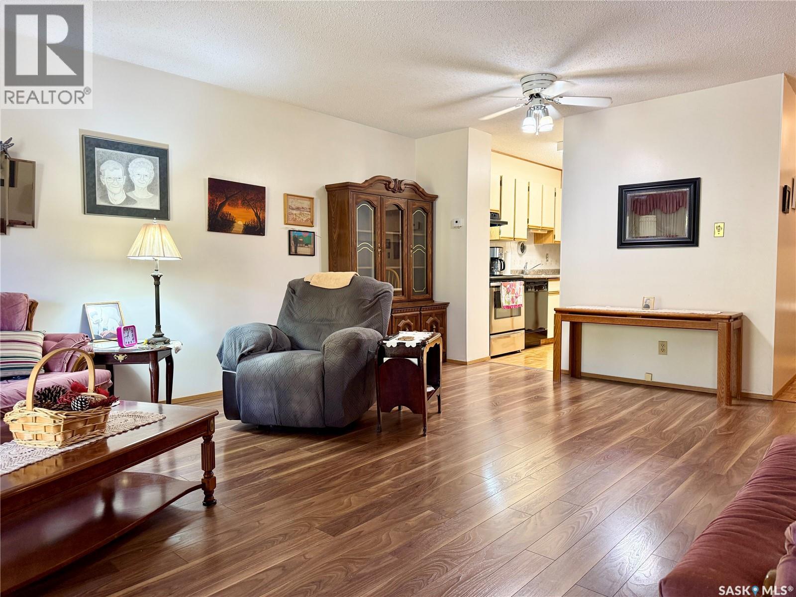 305 525 5th Avenue N, Saskatoon, Saskatchewan  S7K 2R1 - Photo 3 - SK049902