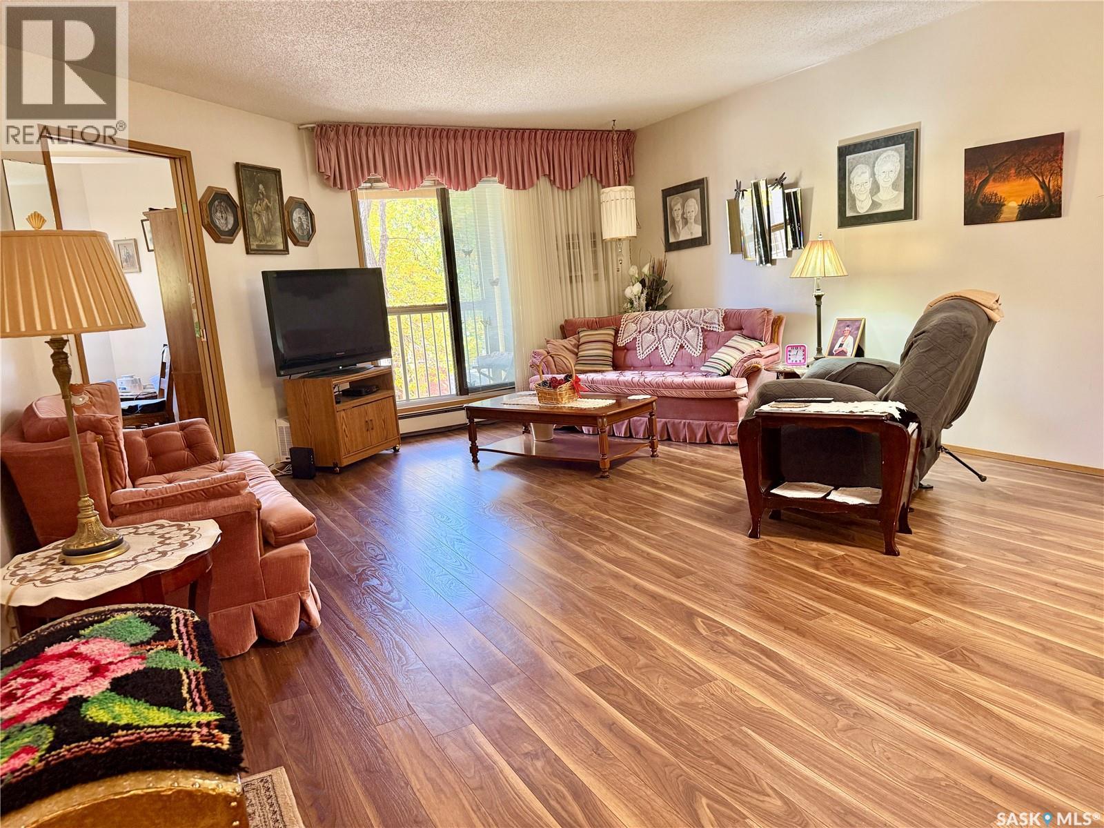 305 525 5th Avenue N, Saskatoon, Saskatchewan  S7K 2R1 - Photo 4 - SK049902