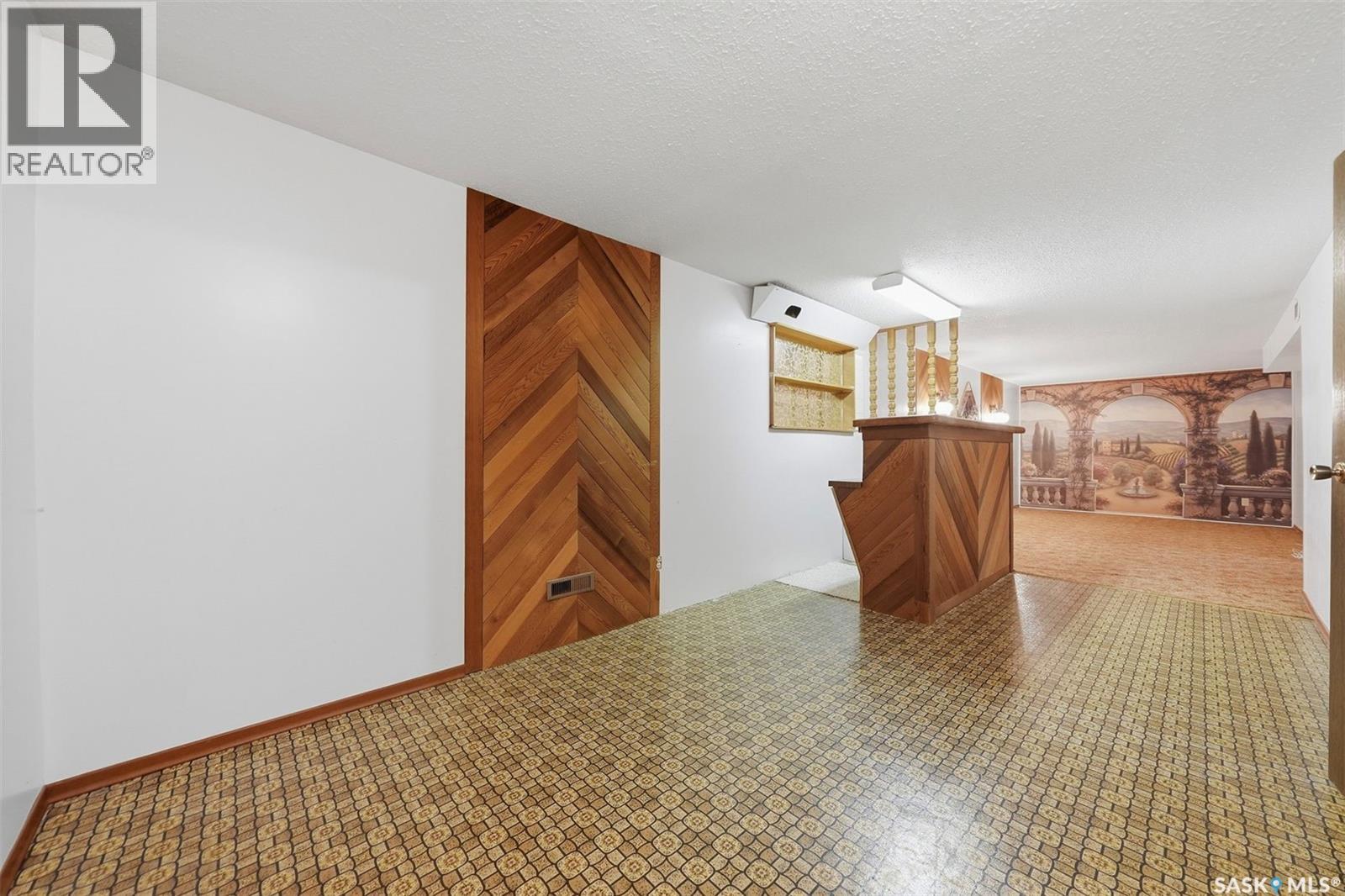 253 Laurentian Drive, Saskatoon, Saskatchewan  S7H 4R8 - Photo 20 - SK049726