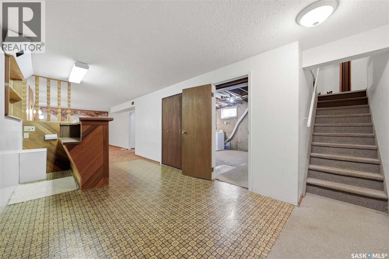 253 Laurentian Drive, Saskatoon, Saskatchewan  S7H 4R8 - Photo 21 - SK049726