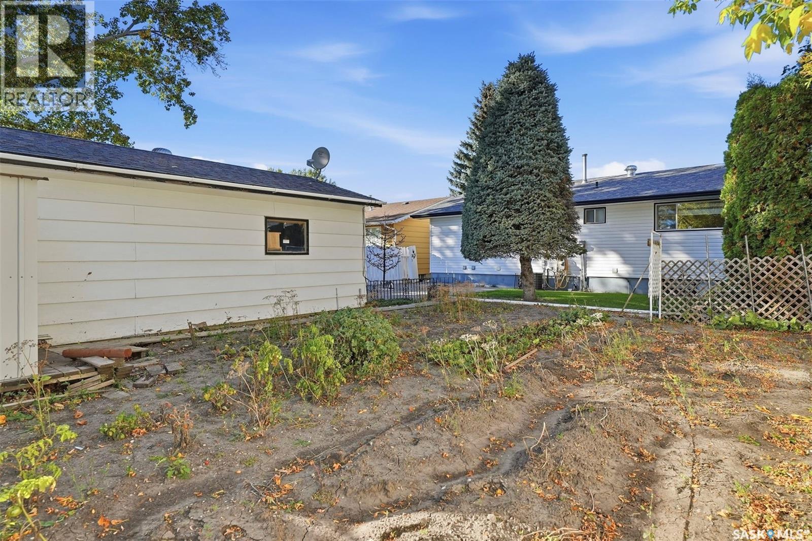 253 Laurentian Drive, Saskatoon, Saskatchewan  S7H 4R8 - Photo 38 - SK049726