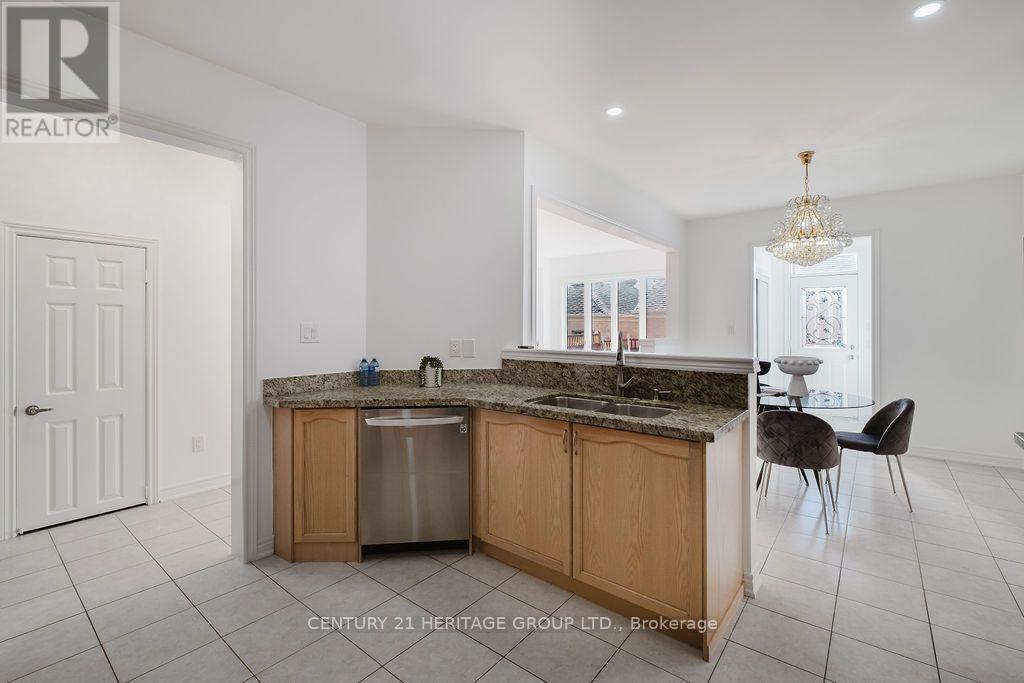 17 Wildmoor Street, Markham, Ontario  L6B 0P1 - Photo 15 - N13832318