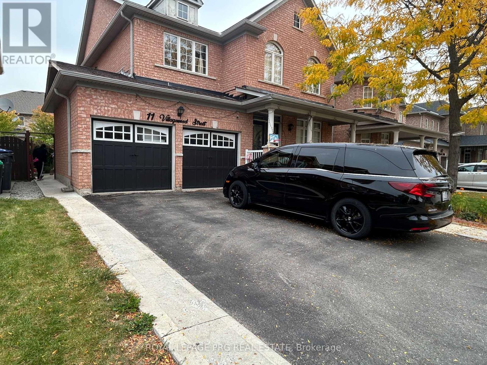 B - 11 VILLAGEWOOD STREET, Brampton, Ontario