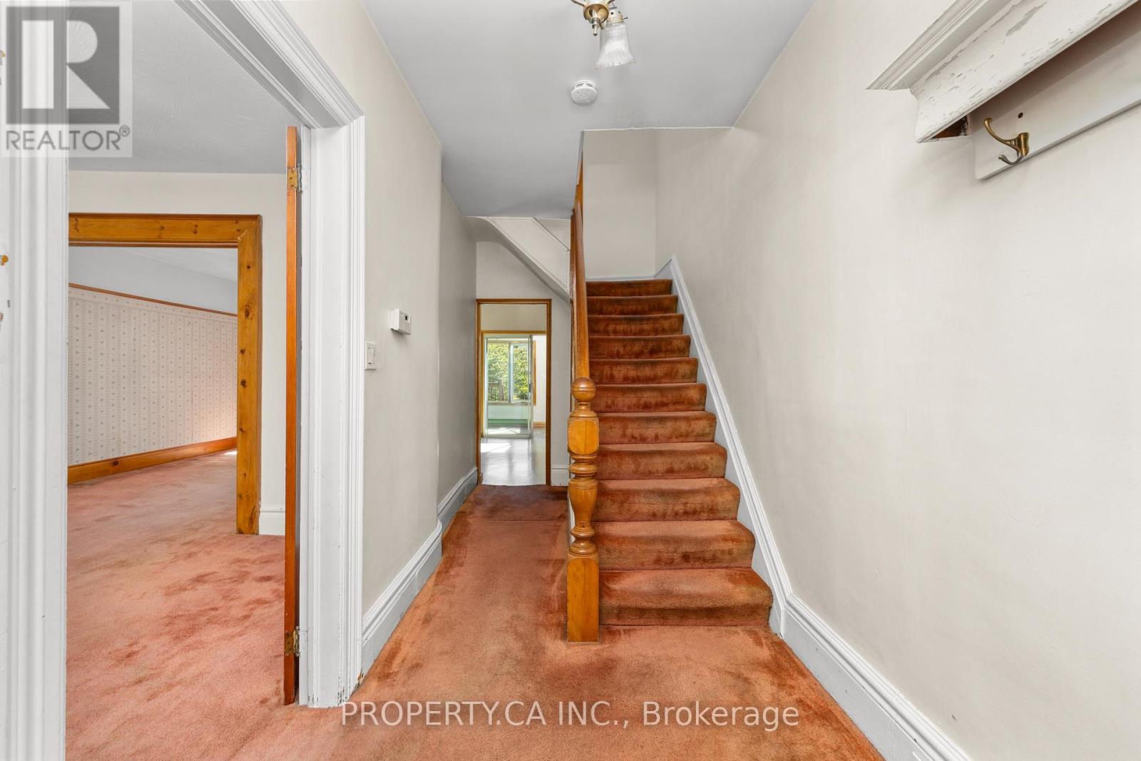131 Pearson Avenue, Toronto, Ontario  M6R 1G4 - Photo 3 - W13845332