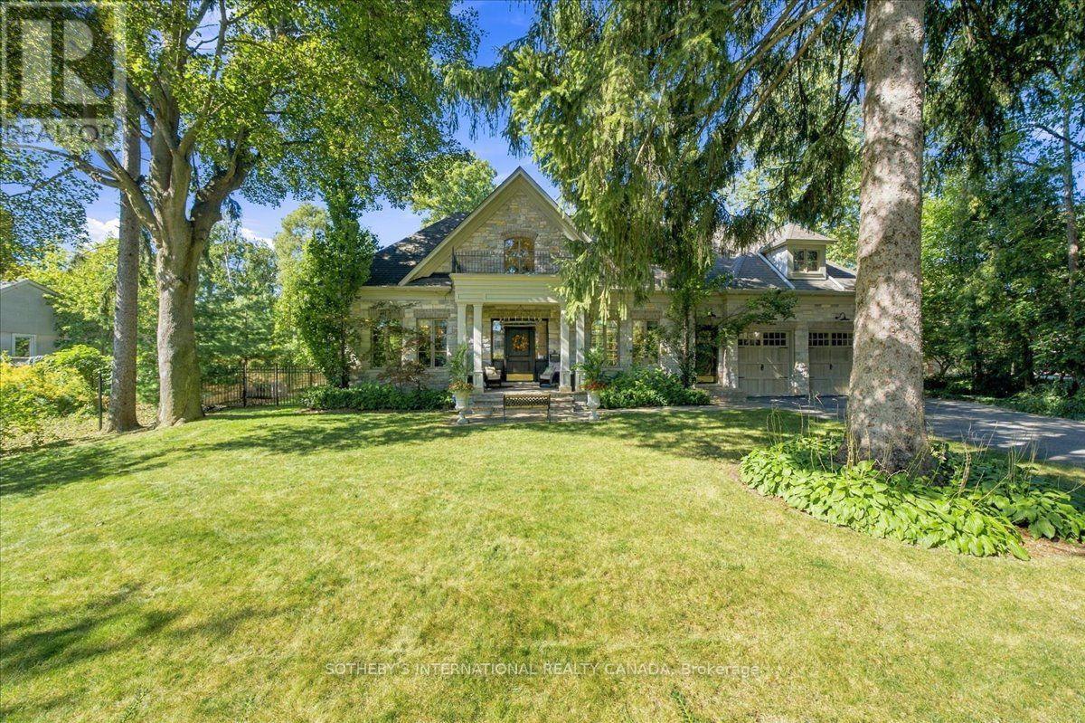 167 PINEWOOD TRAIL, Mississauga, Ontario
