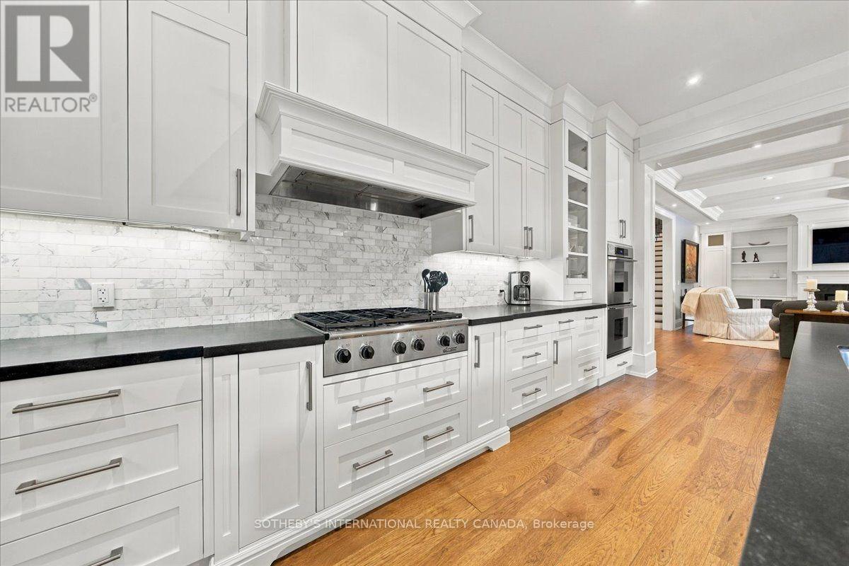 167 Pinewood Trail, Mississauga, Ontario  L5G 2L2 - Photo 12 - W13845358