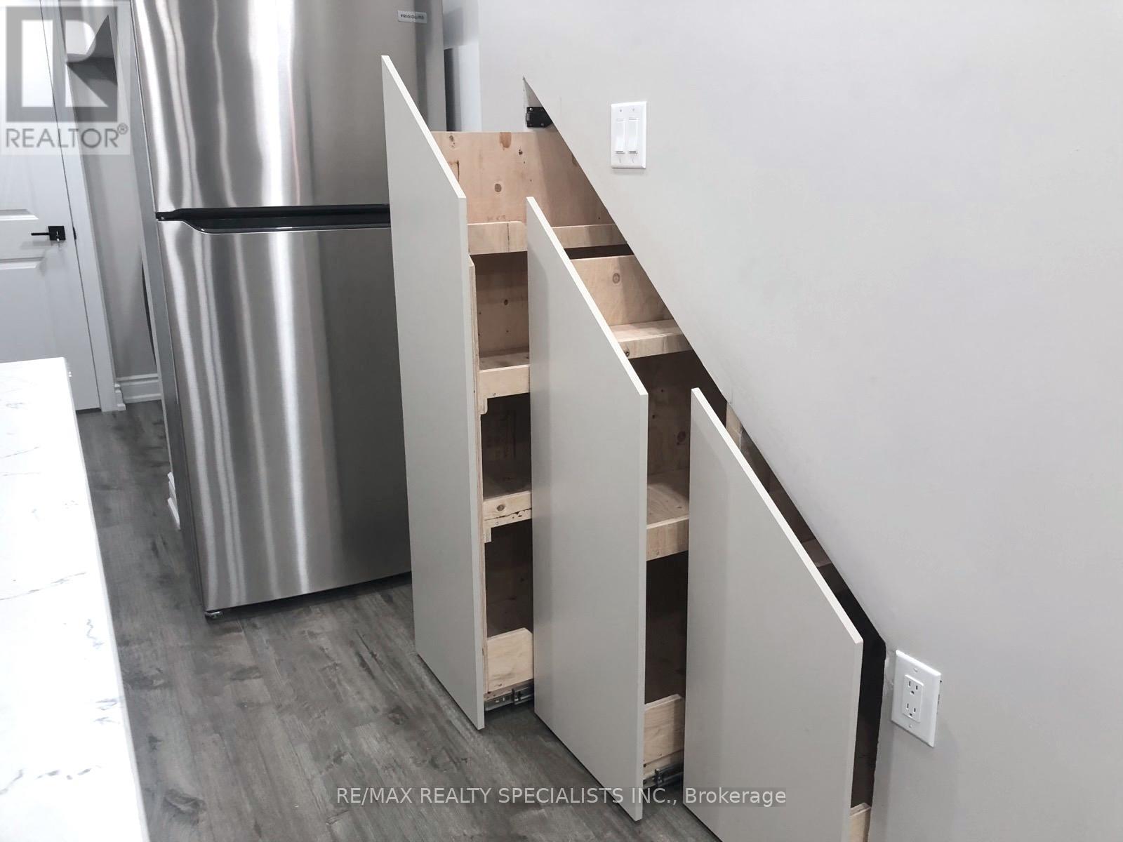Bsmt - 471 Violet Gate, Milton, Ontario  L9E 1X6 - Photo 5 - W13845378