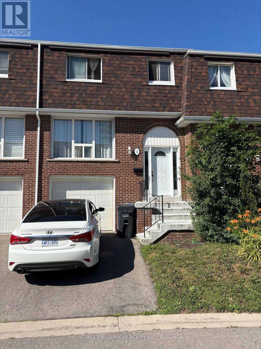 4 - 2380 Bromsgrove Road, Mississauga, Ontario  L5J 4E6 - Photo 2 - W13845398