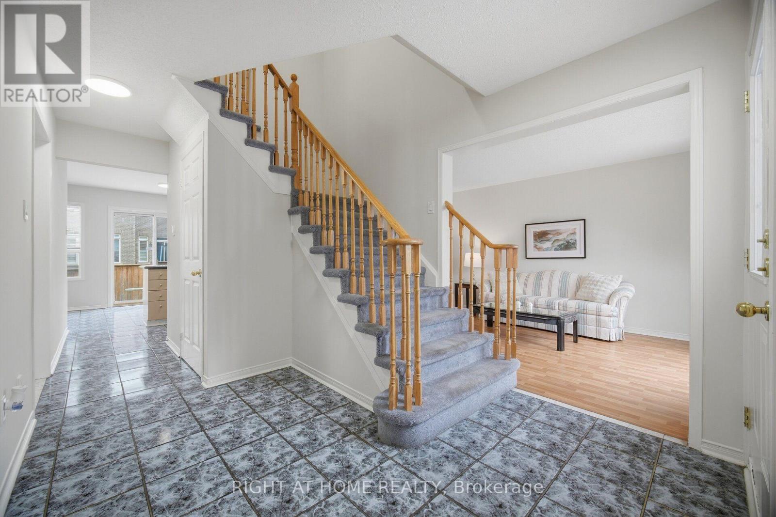 3970 Worthview Place, Mississauga, Ontario  L5N 6S7 - Photo 19 - W13845426