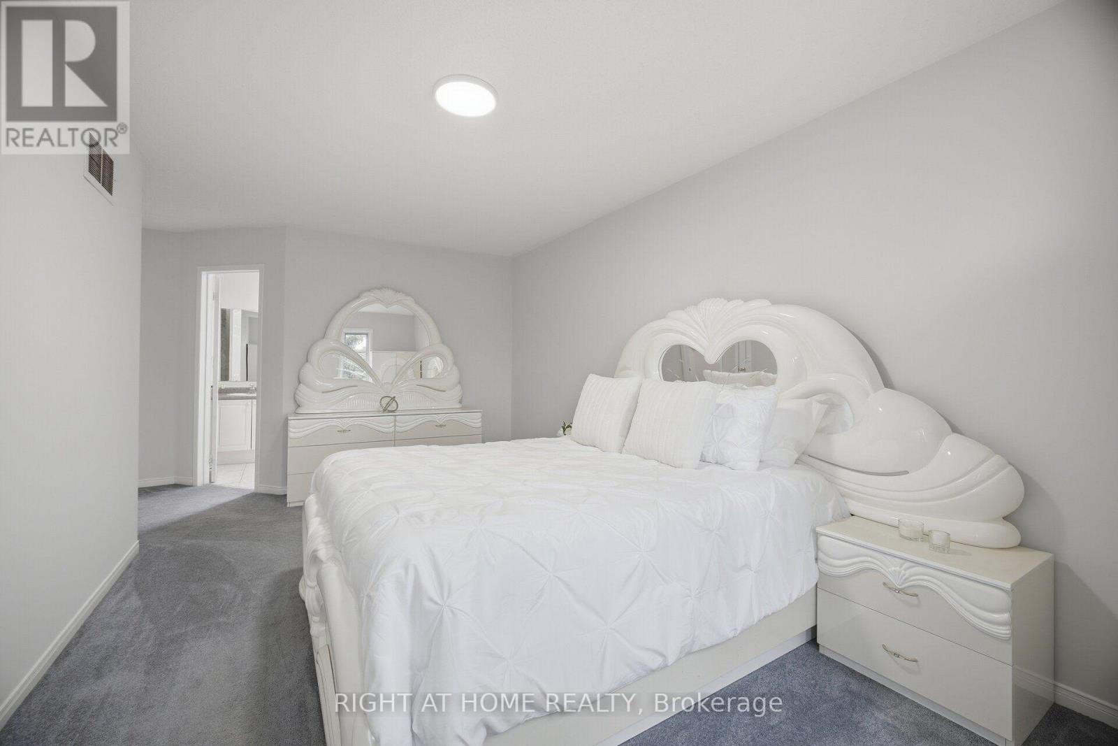 3970 Worthview Place, Mississauga, Ontario  L5N 6S7 - Photo 23 - W13845426