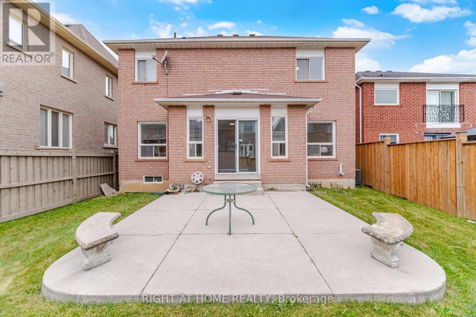 3970 Worthview Place, Mississauga, Ontario  L5N 6S7 - Photo 32 - W13845426