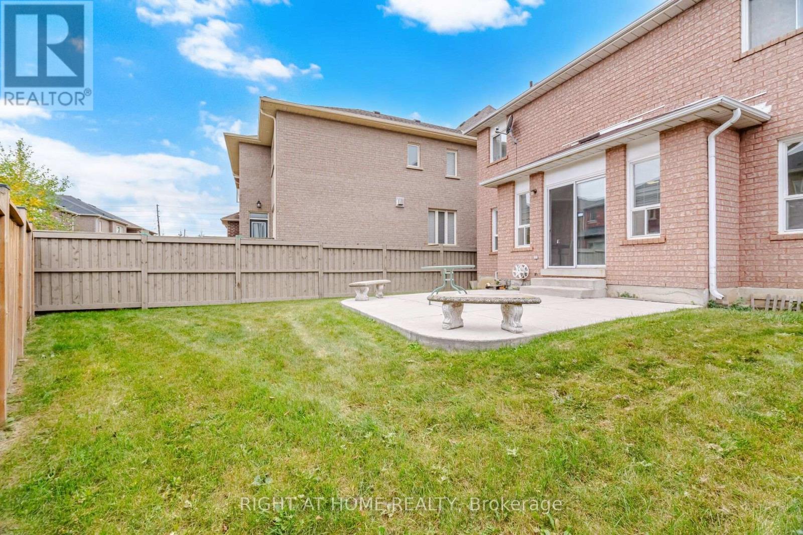 3970 Worthview Place, Mississauga, Ontario  L5N 6S7 - Photo 33 - W13845426