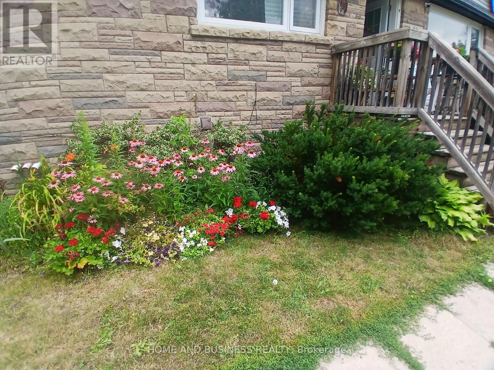 1,2,3 - 38 River Drive, Halton Hills, Ontario  L7G 2J2 - Photo 3 - W13845442