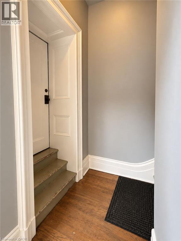 59 Bruce Street Unit# Upper Apt #3, Cambridge, Ontario  N1R 2E5 - Photo 5 - 40867571