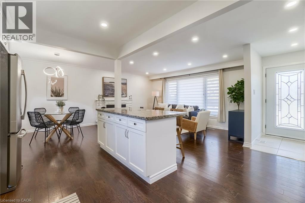 2121 Bridge Road, Oakville, Ontario  L6L 2E8 - Photo 3 - 40867146