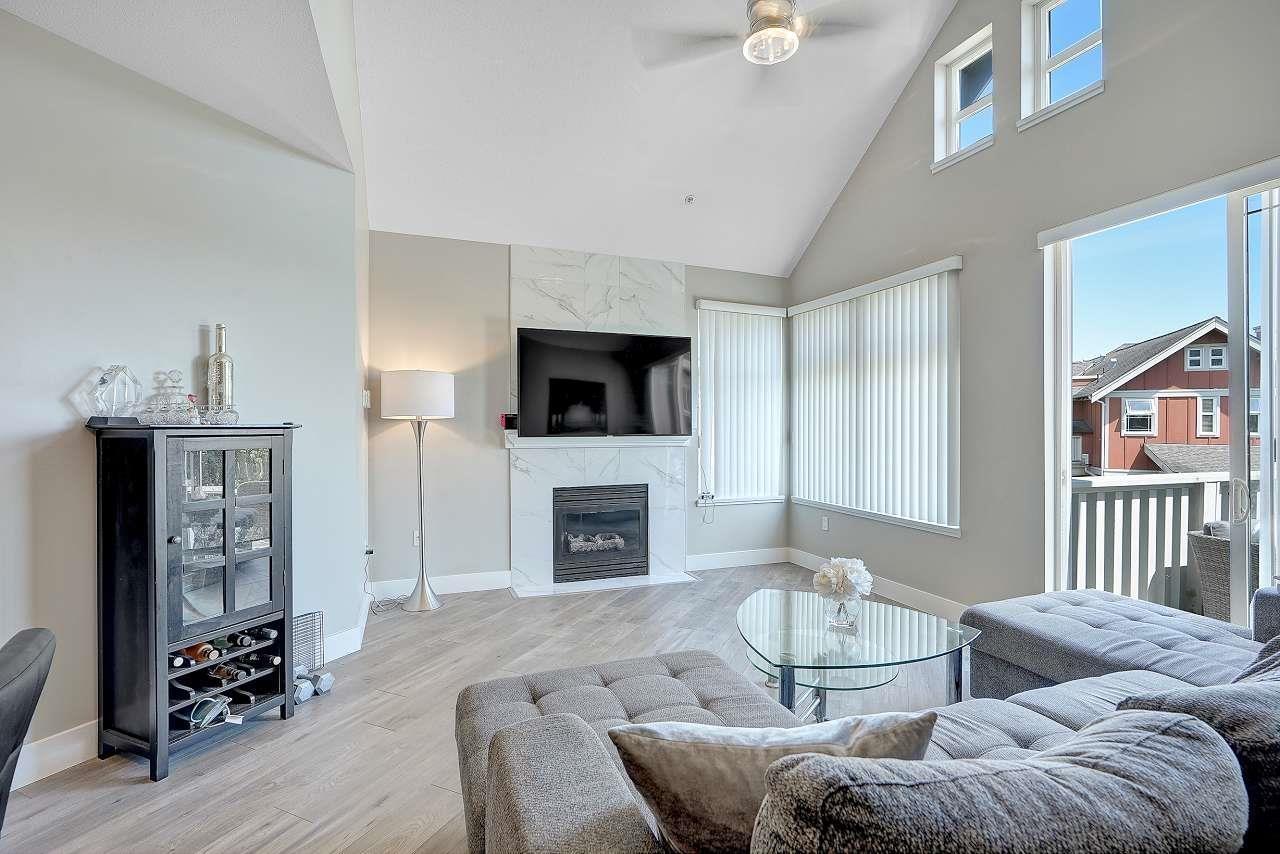 4th floor 15350 16A AVENUE