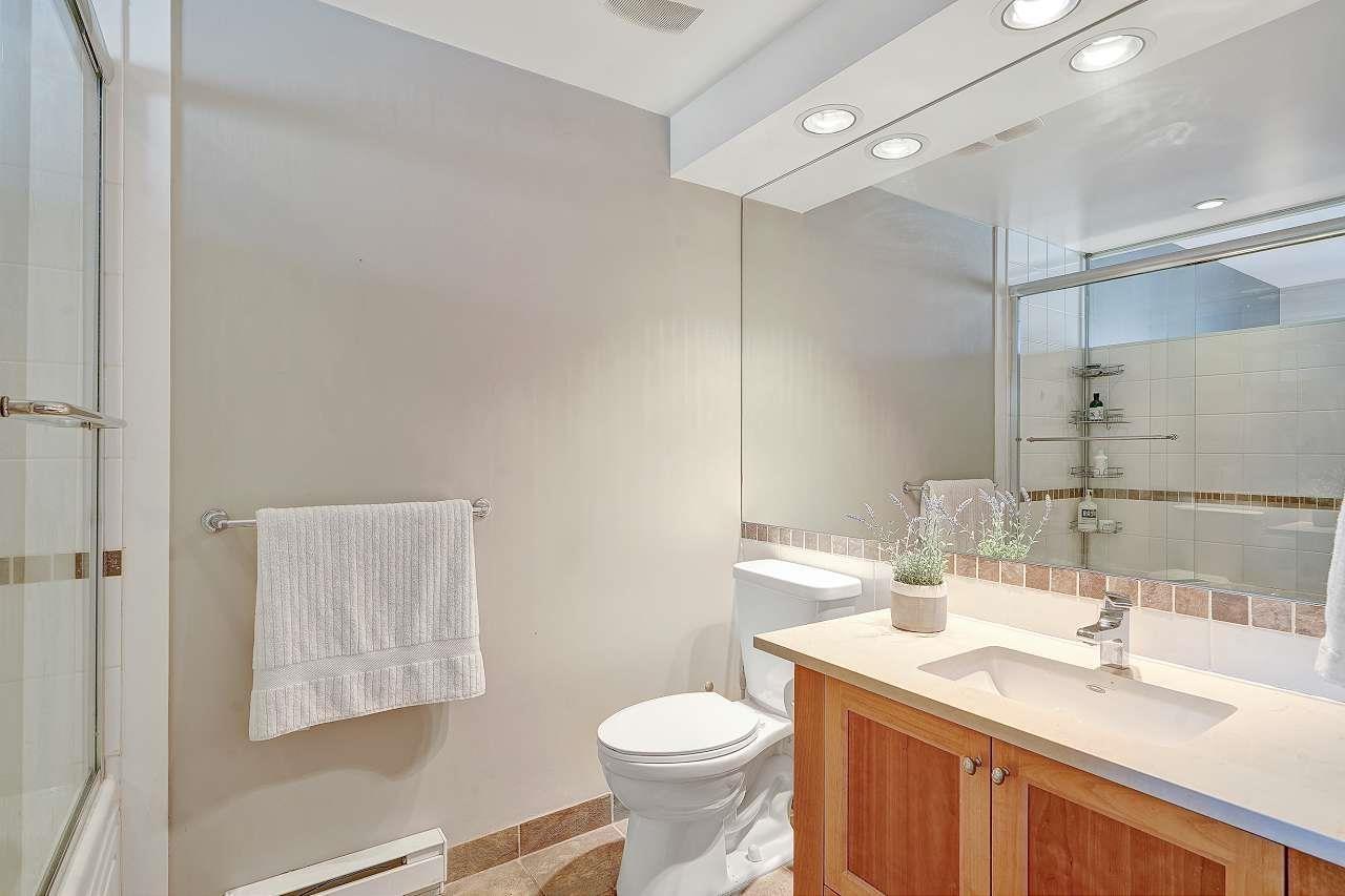 4th floor 15350 16A AVENUE