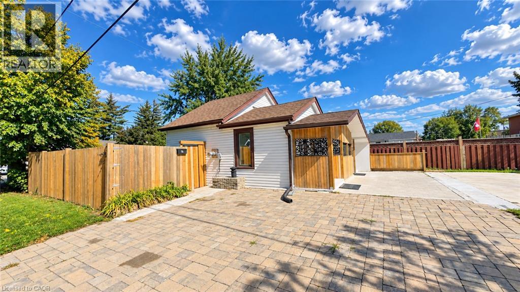 76 AVENUE Road, Cambridge, Ontario