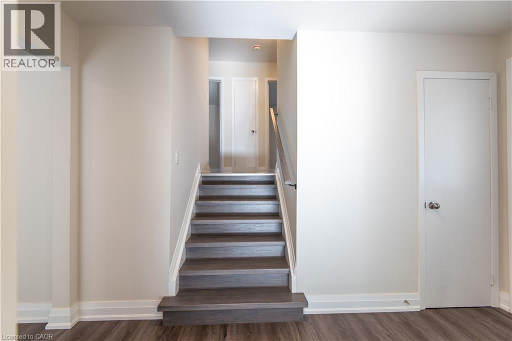308 Mount Albion Road Unit# 1, Hamilton, Ontario  L8K 5T2 - Photo 12 - 40867695